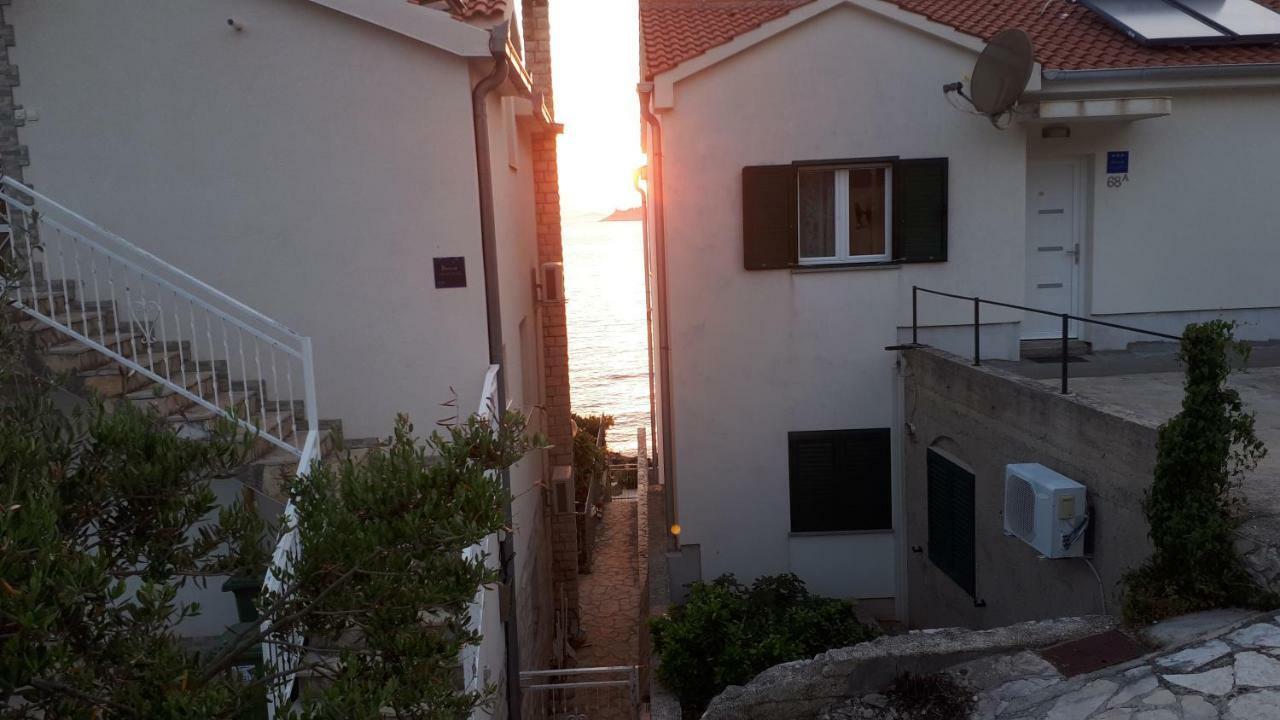 Apartments Nevjestic Primošten Exterior foto